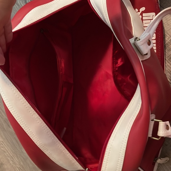 Disney Mickey Red and White Gym Bag - Picture 4 of 4